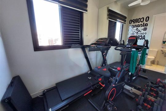 Apartamento mobiliado com 3 suítes, varanda e churrasqueira. Academia no condomínio. Ideal para comprar! — foto 55