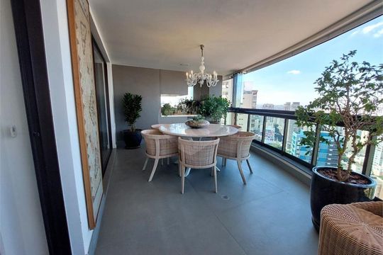 Apartamento mobiliado com 3 suítes, varanda e churrasqueira. Academia no condomínio. Ideal para comprar! — foto 51