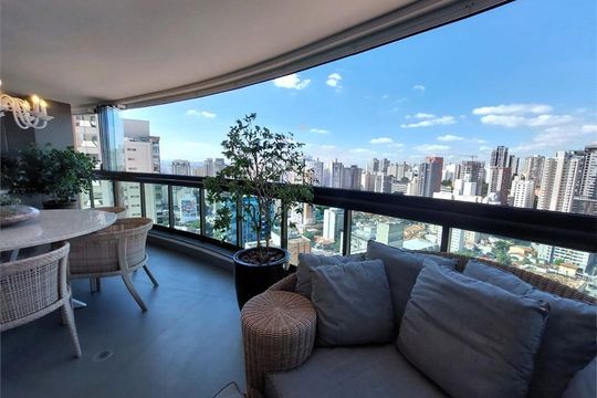 Apartamento mobiliado com 3 suítes, varanda e churrasqueira. Academia no condomínio. Ideal para comprar! — foto 50