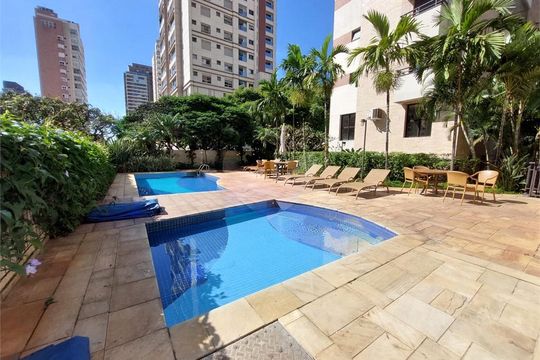 Apartamento mobiliado com 3 suítes, varanda e churrasqueira. Academia no condomínio. Ideal para comprar! — foto 59