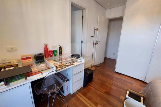 Apartamento mobiliado com 3 suítes, varanda e churrasqueira. Academia no condomínio. Ideal para comprar! — foto 18