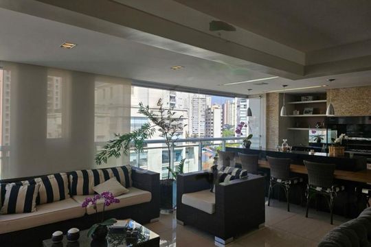 Apartamento mobiliado com 3 quartos, varanda e closet. Ideal para compra e aceita animais. — foto 6