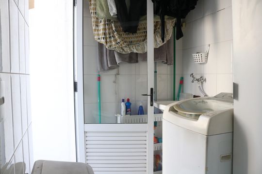 Comprar apartamento na Vila Leopoldina com 2 quartos, piscina e churrasqueira. — Área de Serviço