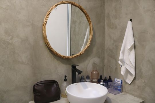 Comprar apartamento na Vila Leopoldina com 2 quartos, piscina e churrasqueira. — Banheiro 2