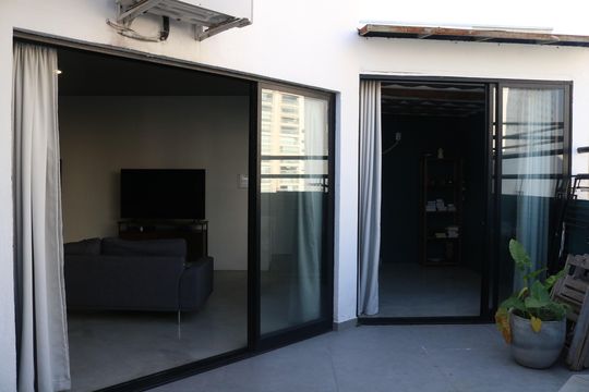 Comprar apartamento na Vila Leopoldina com 2 quartos, piscina e churrasqueira. — Varanda