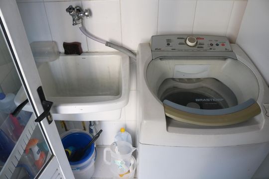 Comprar apartamento na Vila Leopoldina com 2 quartos, piscina e churrasqueira. — Área de Serviço