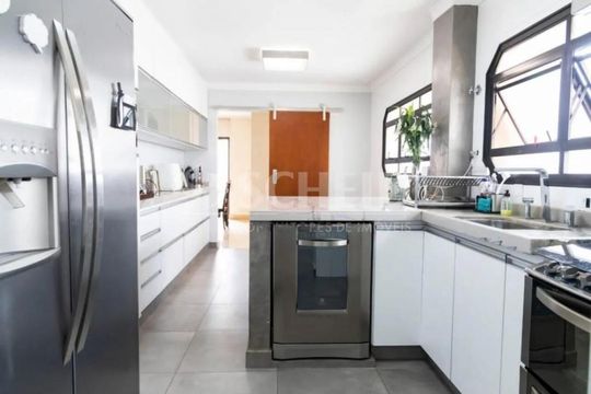 Comprar apartamento mobiliado com 2 quartos, varanda gourmet e piscina no condomínio. — foto 11