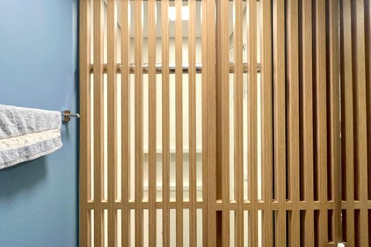 Comprar apartamento em Sumarezinho com 2 quartos, 1 suíte, varanda e academia no condomínio. — Banheiro