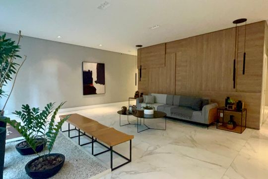 Comprar apartamento em Sumarezinho com 2 quartos, 1 suíte, varanda e academia no condomínio. — Hall de entrada