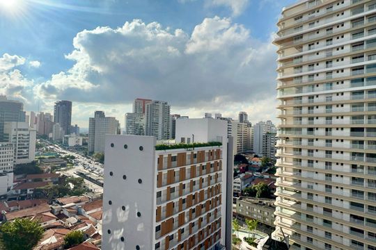 Comprar apartamento em Sumarezinho com 2 quartos, 1 suíte, varanda e academia no condomínio. — Vista da Varanda