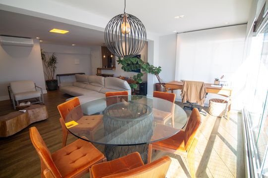 Apartamento com 2 quartos à venda. Oportunidades de compra incríveis disponíveis! — Sala de Jantar