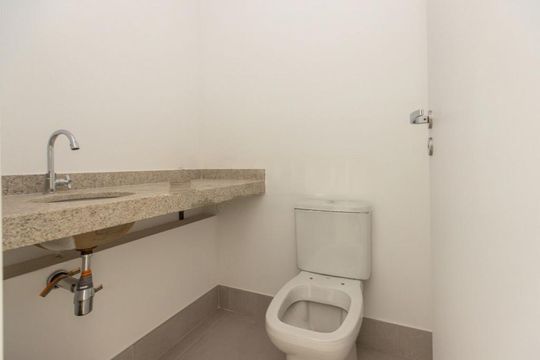 Apartamento mobiliado com 3 quartos, quintal e varanda. Venda aceita animais. — foto 21