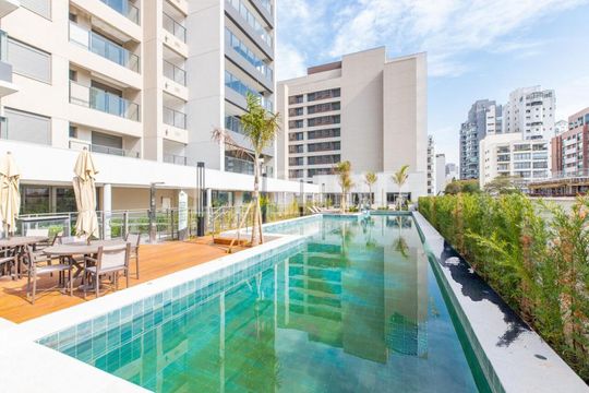 Apartamento mobiliado com 3 quartos, quintal e varanda. Venda aceita animais. — foto 33