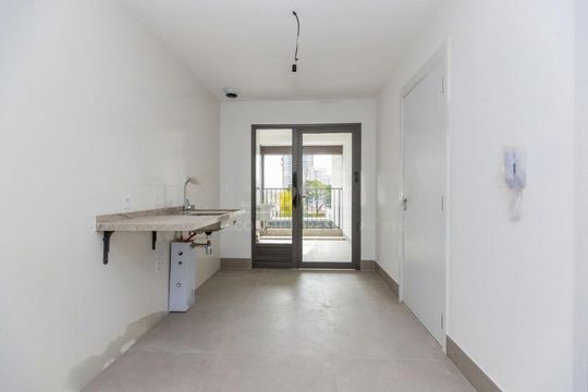 Apartamento mobiliado com 3 quartos, quintal e varanda. Venda aceita animais. — foto 26