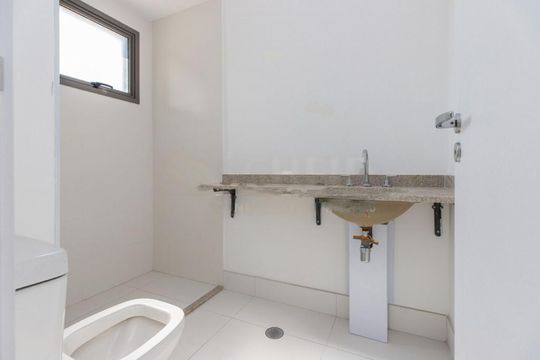 Apartamento mobiliado com 3 quartos, quintal e varanda. Venda aceita animais. — foto 23