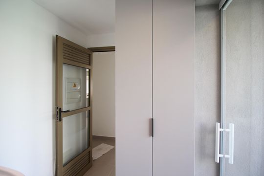 Venda de apartamento em Indianópolis com 2 quartos. — Área de Serviço