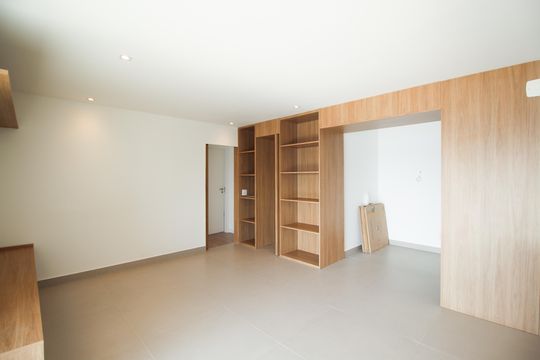 Venda de apartamento em Indianópolis com 2 quartos. — Sala