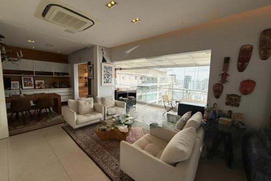 Comprar apartamento mobiliado com 4 quartos, varanda, quintal, piscina e churrasqueira no condomínio. — foto 8