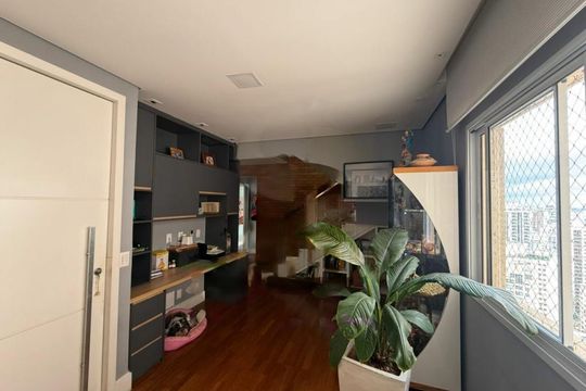 Comprar apartamento mobiliado com 4 quartos, varanda, quintal, piscina e churrasqueira no condomínio. — foto 32