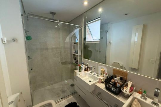 Comprar apartamento mobiliado com 4 quartos, varanda, quintal, piscina e churrasqueira no condomínio. — foto 22