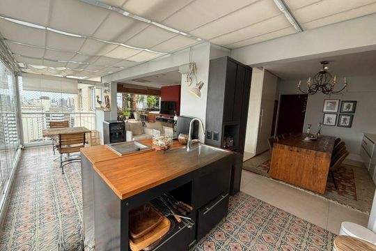 Comprar apartamento mobiliado com 4 quartos, varanda, quintal, piscina e churrasqueira no condomínio. — foto 25