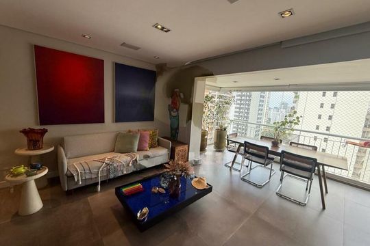 Comprar apartamento mobiliado com 3 suítes, varanda, closet e academia, piscina e churrasqueira no condomínio. — foto 6