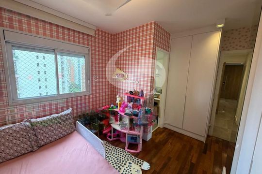 Comprar apartamento mobiliado com 3 suítes, varanda, closet e academia, piscina e churrasqueira no condomínio. — foto 14