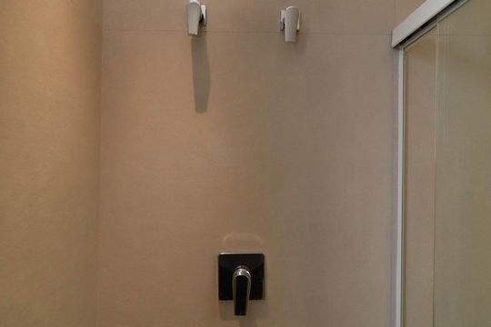 Compra de apartamento com 3 quartos. Ideal para você! — Banheiro da Suíte 1