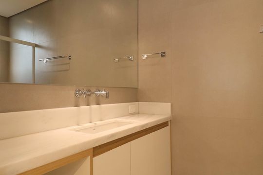 Compra de apartamento com 3 quartos. Ideal para você! — Banheiro da Suíte 2