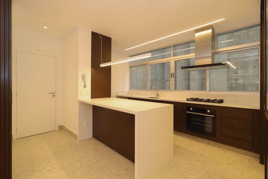 Compra de apartamento com 3 quartos. Ideal para você! — Cozinha