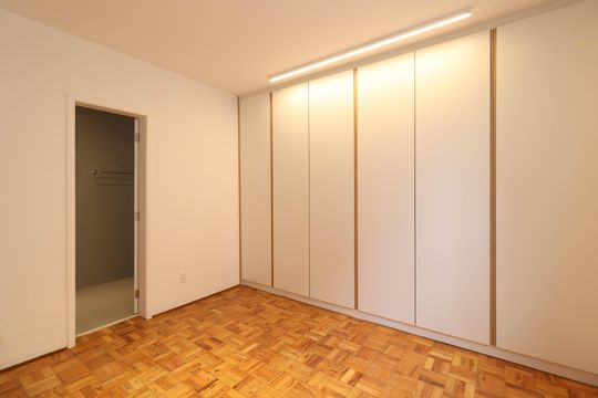 Compra de apartamento com 3 quartos. Ideal para você! — Suíte 2