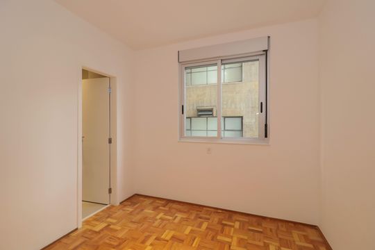 Compra de apartamento com 3 quartos. Ideal para você! — Suíte 3