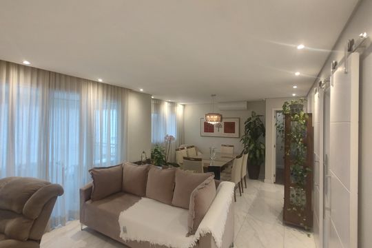 Compra apartamento em Água Branca com 2 quartos. — Sala