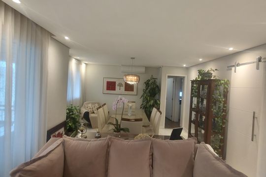 Compra apartamento em Água Branca com 2 quartos. — Sala de Jantar