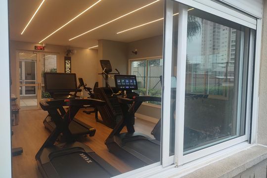 Compra apartamento em Água Branca com 2 quartos. — comodo