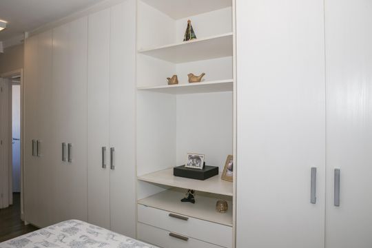 Compra apartamento em Água Branca com 2 quartos. — Suíte 1