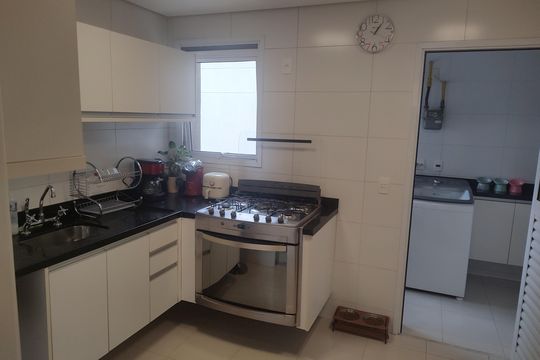 Compra apartamento em Água Branca com 2 quartos. — Cozinha