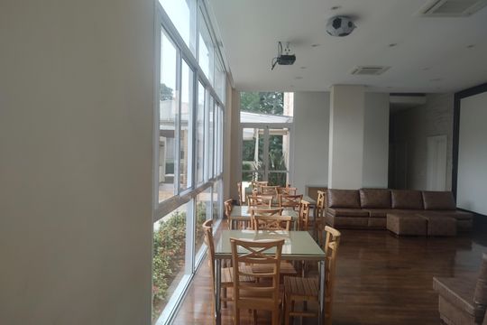 Compra apartamento em Água Branca com 2 quartos. — Sala de Jantar