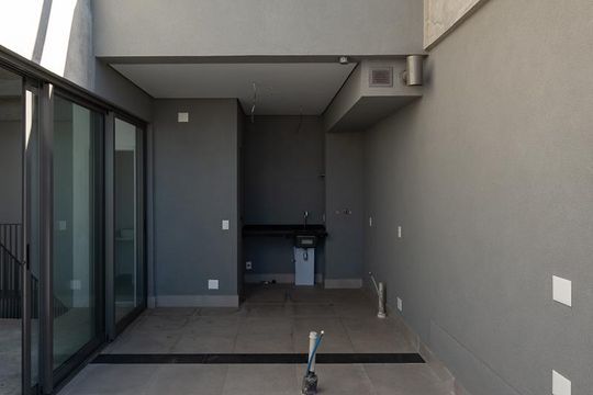 Venda de apartamento com 3 quartos, piscina e academia no condomínio. — Cobertura