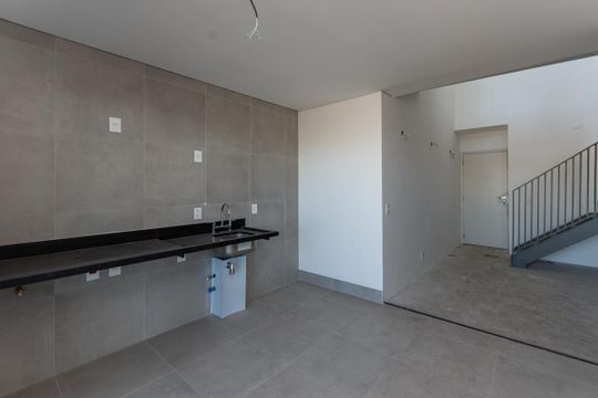 Venda de apartamento com 3 quartos, piscina e academia no condomínio. — Cobertura