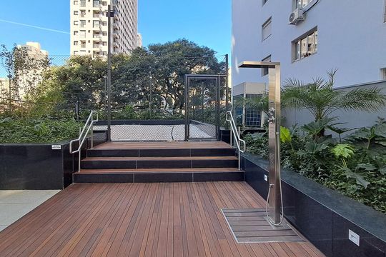 Venda de apartamento com 3 quartos, piscina e academia no condomínio. — Área comum