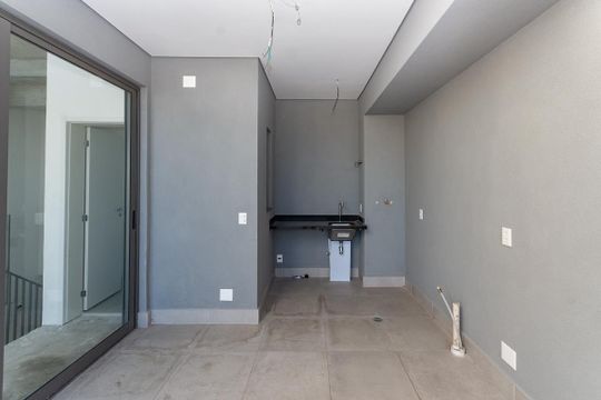 Venda de apartamento com 3 quartos, piscina e academia no condomínio. — Cobertura