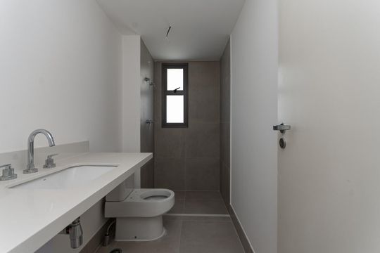 Venda de apartamento com 3 quartos, piscina e academia no condomínio. — Cobertura