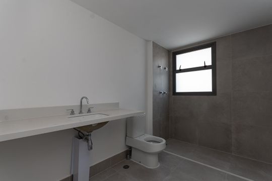 Venda de apartamento com 3 quartos, piscina e academia no condomínio. — Cobertura