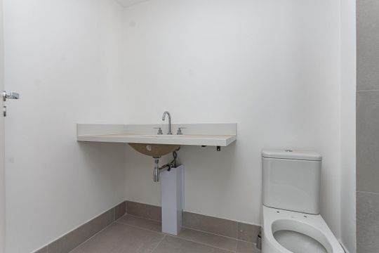 Venda de apartamento com 3 quartos, piscina e academia no condomínio. — Cobertura