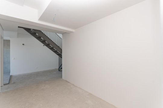 Venda de apartamento com 3 quartos, piscina e academia no condomínio. — Cobertura