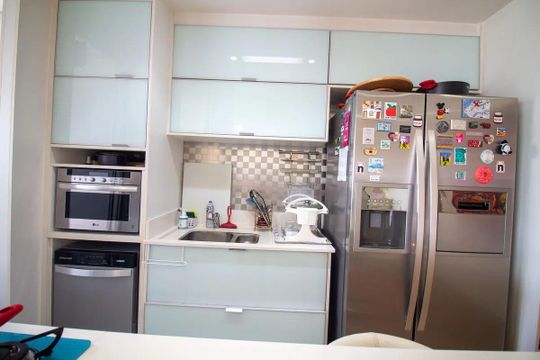 Comprar apartamento mobiliado em Campo Belo com 2 suítes, varanda, quintal e piscina no condomínio. — foto 33