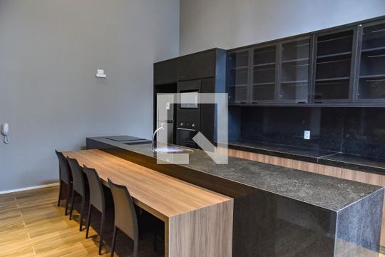 Apartamento à venda, com 65 m², 2 quartos e 1 vaga — Espaço gourmet