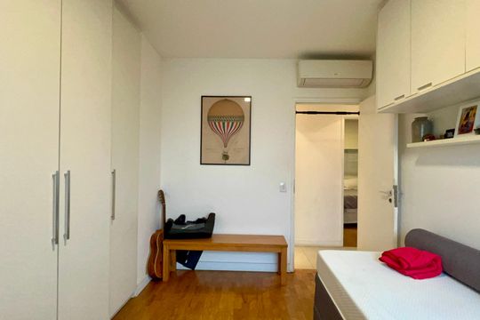 Comprar apartamento no Sumarezinho com 3 quartos e piscina no condomínio. — Quarto 1