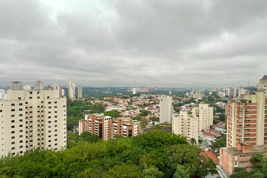 Comprar apartamento no Sumarezinho com 3 quartos e piscina no condomínio. — Vista da Sala